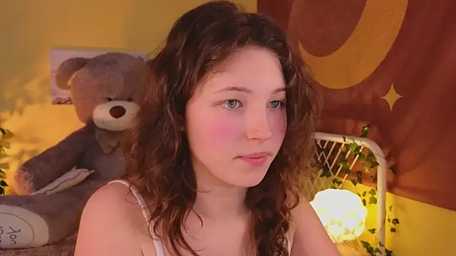 cherry lea online show from March 2, 2025, 4:47 pm