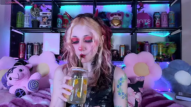  Devill Baby online show from July 30, 2026, 7:24 pm