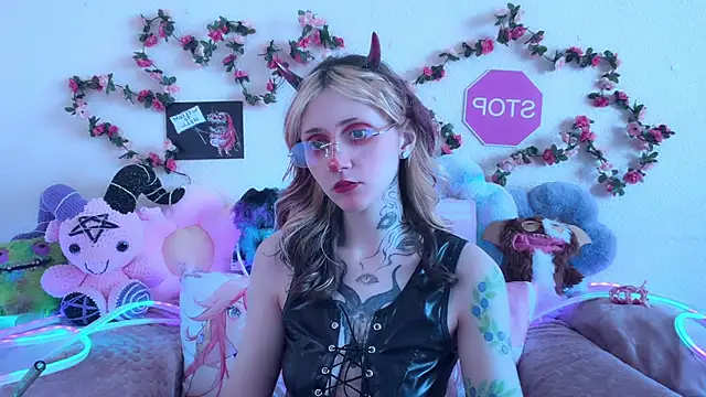  Devill Baby online show from May 19, 2026, 1:56 am