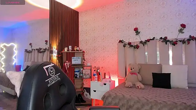 Daphnne tay online show from February 23, 2026, 3:41 am