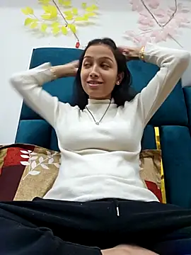 Aleena Rai online show from February 21, 2025, 3:32 pm