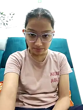 Aleena Rai online show from December 26, 2024, 6:54 pm