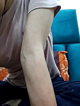 Aleena Rai online show from February 16, 2025, 9:27 pm