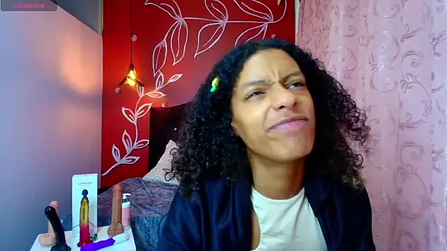 Zia Green online show from March 10, 2025, 12:06 pm