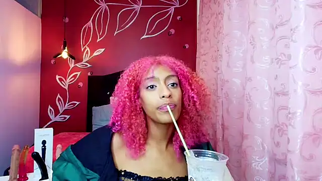 Zia Green online show from March 21, 2025, 3:35 pm