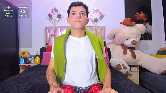 Snapshot of patrick_sanzz chatting on December 2, 2025, 6:09 pm patrick sanzz online show from December 2, 2025, 6:09 pm