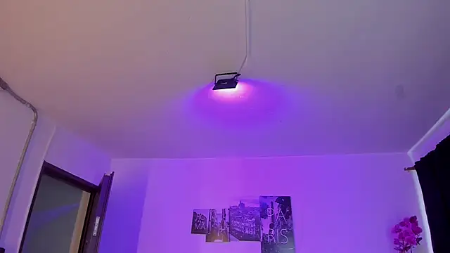 Snapshot of Amy_Kiitty_ chatting on February 26, 2026, 1:00 pm Amy Kiitty online show from February 26, 2026, 1:00 pm