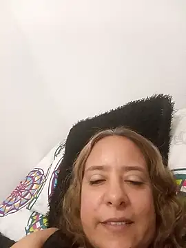 Snapshot of Iivana_19 chatting on February 22, 2026, 7:26 pm Iivana 19 online show from February 22, 2026, 7:26 pm