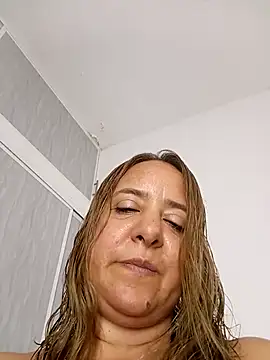 Snapshot of Iivana_19 chatting on March 2, 2026, 7:10 pm Iivana 19 online show from March 2, 2026, 7:10 pm