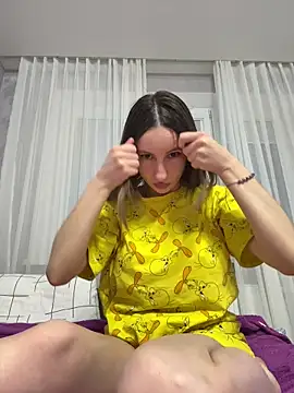 Snapshot of viviandaimond1 chatting on February 21, 2026, 8:22 pm viviandaimond1 online show from February 21, 2026, 8:22 pm