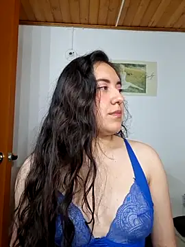 Emi chik online show from February 27, 2026, 10:04 am