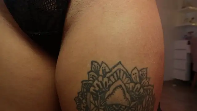 tammylee  online show from November 22, 2025, 4:44 am