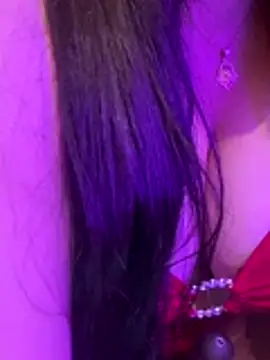 Cameelia online show from November 11, 2025, 10:37 pm