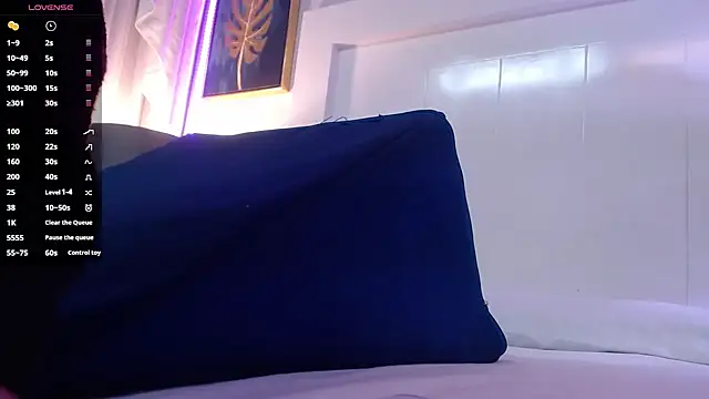 Snapshot of Ivyy_Crystal chatting on February 24, 2025, 12:16 pm Ivyy Crystal online show from February 24, 2025, 12:16 pm