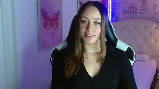 Snapshot of Ivyy_Crystal chatting on February 27, 2025, 9:04 pm Ivyy Crystal online show from February 27, 2025, 9:04 pm