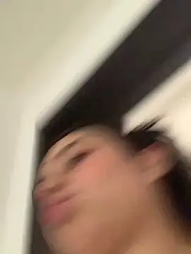 Snapshot of GabyButtler1 chatting on December 19, 2024, 7:29 pm GabyButtler1 online show from December 19, 2024, 7:29 pm