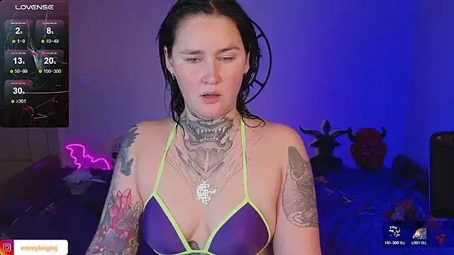 Emmybrightj  online show from November 13, 2025, 1:53 am