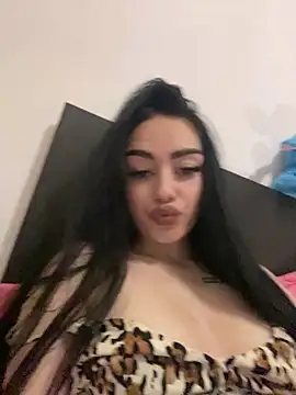 Snapshot of Gya_Rue chatting on November 16, 2025, 2:49 am Gya Rue online show from November 16, 2025, 2:49 am