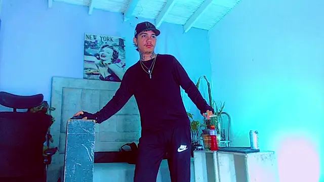 HannibalLester online show from October 7, 2025, 4:24 am