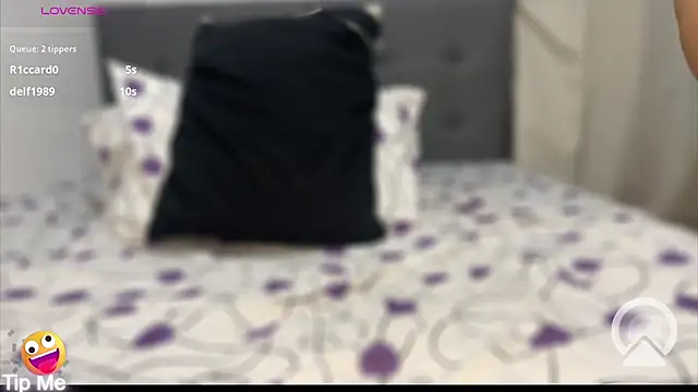 LanaQuen online show from February 2, 2025, 1:45 am