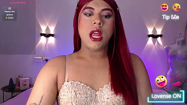 Emili Roux online show from November 2, 2025, 12:43 pm