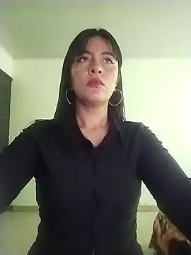 hailey85 online show from April 8, 2026, 5:47 pm