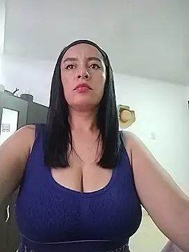 hailey85 online show from June 14, 2026, 7:37 pm