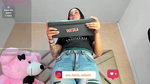 Snapshot of sadashi_moon_ chatting on October 15, 2025, 12:20 am sadashi moon online show from October 15, 2025, 12:20 am
