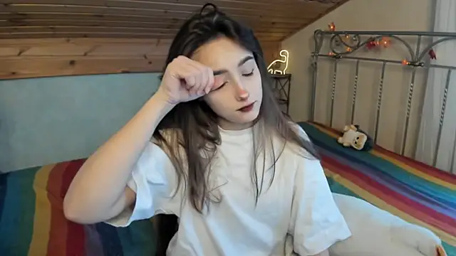 Snapshot of SilverDream chatting on December 7, 2024, 6:26 am SilverDream online show from December 7, 2024, 6:26 am