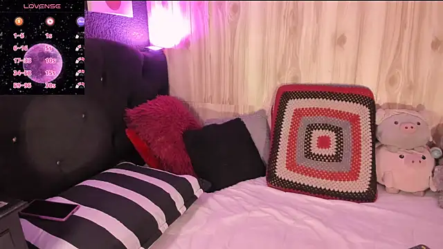 Snapshot of yoishat77 chatting on January 31, 2025, 6:13 am yoishat77 online show from January 31, 2025, 6:13 am