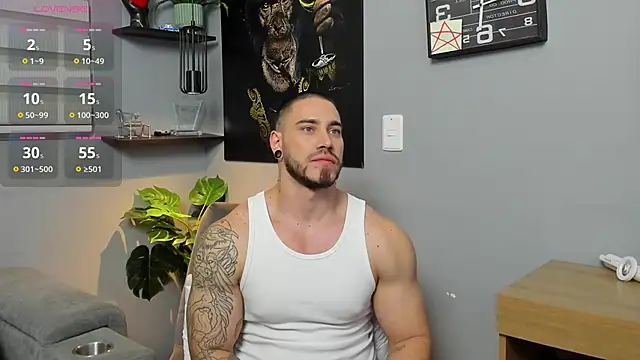 Giorgio-Leone online show from November 19, 2025, 2:22 am