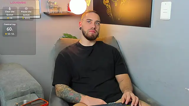 Snapshot of Giorgio-Leone chatting on February 26, 2026, 11:05 pm Giorgio-Leone online show from February 26, 2026, 11:05 pm