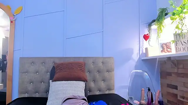 nathalie rossel online show from October 1, 2025, 7:51 pm