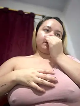 Naiara Sex  online show from July 27, 2026, 11:45 pm