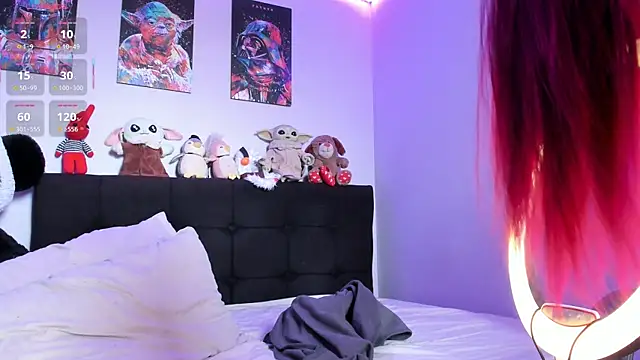 Carlasxdreams online show from May 19, 2026, 1:51 pm