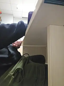 Snapshot of Ibag01 chatting on February 10, 2026, 4:06 pm Ibag01 online show from February 10, 2026, 4:06 pm