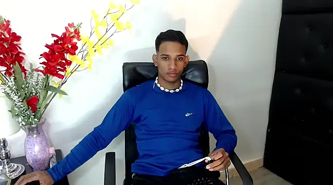 Snapshot of AbrahanBratz chatting on December 31, 2024, 3:09 pm AbrahanBratz online show from December 31, 2024, 3:09 pm