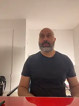 Gabriel Harmant online show from February 5, 2026, 2:29 am