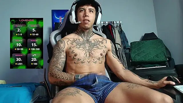 Snapshot of Nickhot0609 chatting on March 25, 2026, 9:19 am Nickhot0609 online show from March 25, 2026, 9:19 am