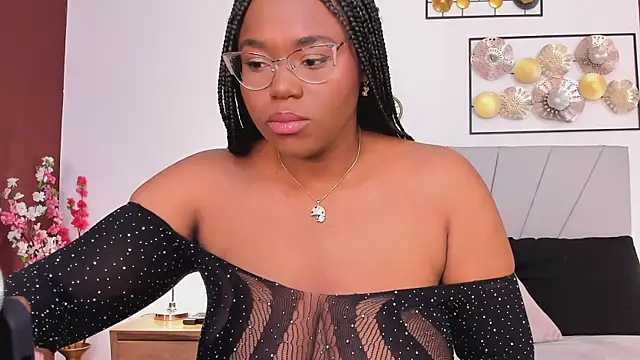 Makena gh online show from September 19, 2025, 3:43 am