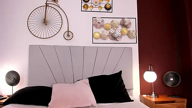 Makena gh online show from September 26, 2025, 4:19 am