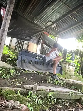 Jestebanano online show from April 19, 2026, 1:45 pm