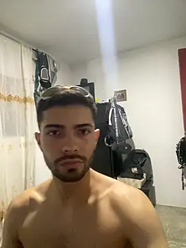 Jestebanano online show from November 12, 2025, 5:00 am