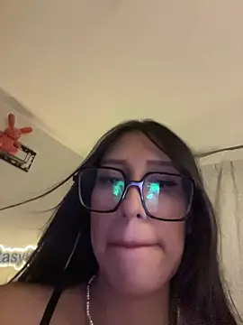 AleFantasy0001 online show from March 17, 2026, 4:04 am