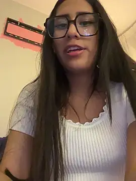 Snapshot of AleFantasy0001 chatting on September 14, 2025, 5:19 am AleFantasy0001 online show from September 14, 2025, 5:19 am