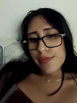 Snapshot of AleFantasy0001 chatting on March 10, 2025, 10:45 pm AleFantasy0001 online show from March 10, 2025, 10:45 pm