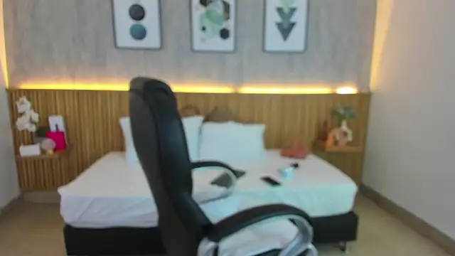 Snapshot of kenya_stone_1 chatting on February 19, 2026, 5:21 pm kenya stone 1 online show from February 19, 2026, 5:21 pm