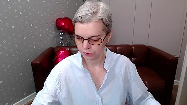 Cutie Erikaa1 online show from February 18, 2026, 2:09 am