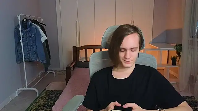 Snapshot of nikompell chatting on March 23, 2025, 4:05 am nikompell online show from March 23, 2025, 4:05 am