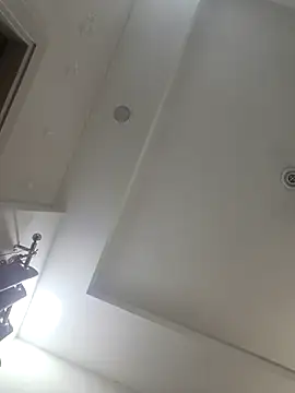 Snapshot of Archi-07 chatting on December 21, 2025, 11:12 am Archi-07 online show from December 21, 2025, 11:12 am